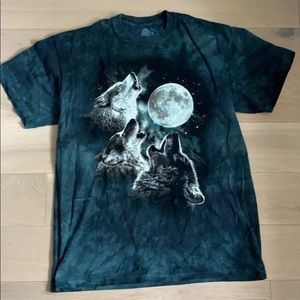 THE MOUNTAIN Wolf Howling Moon Tie Dye Tee Shirt